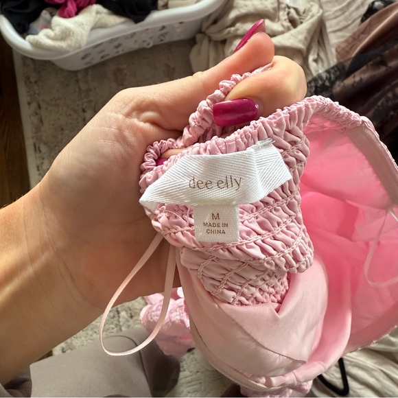 Vici Pink Tiered Dress - Picture 8 of 8